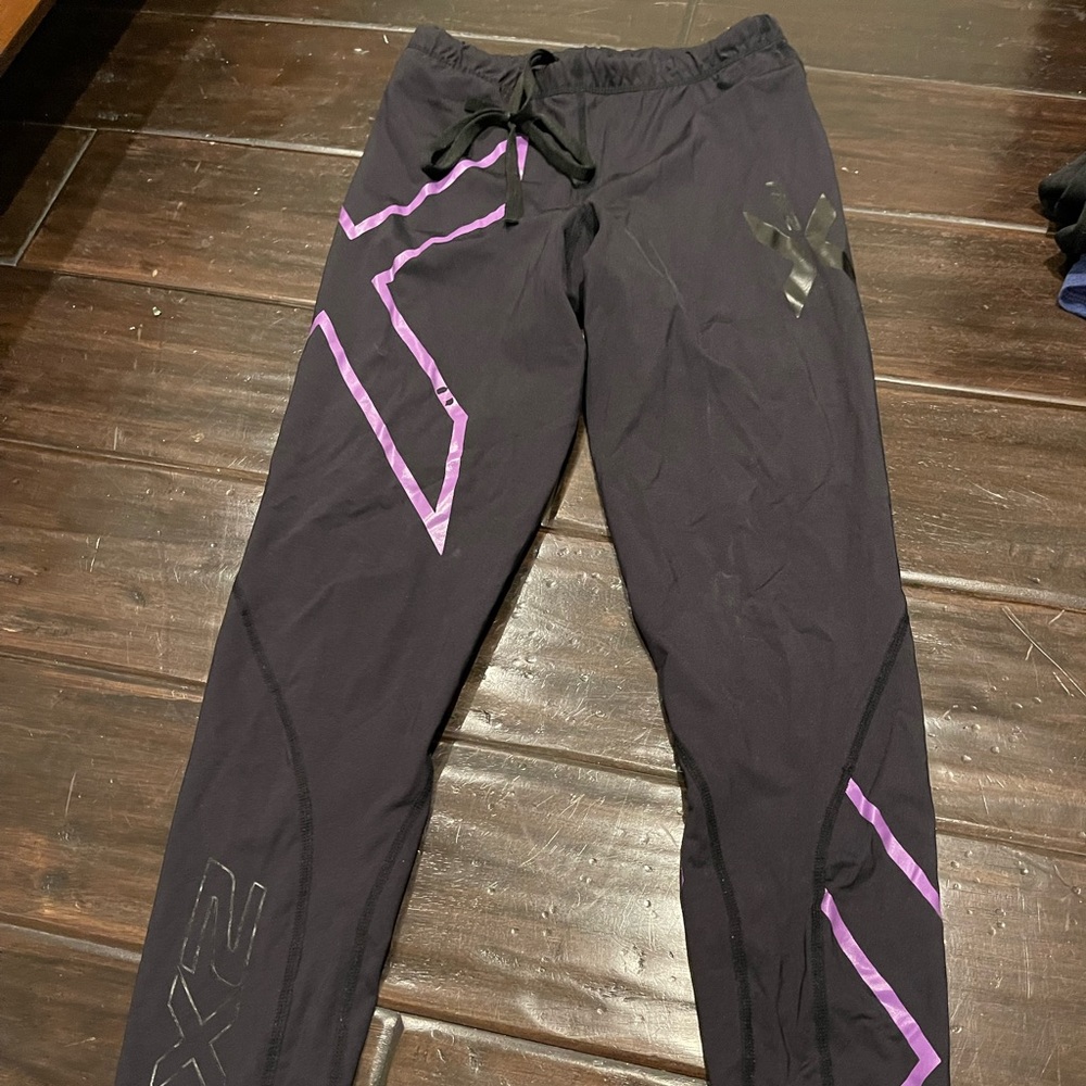 EUC 2XU Compression tights leggings. Small tall size